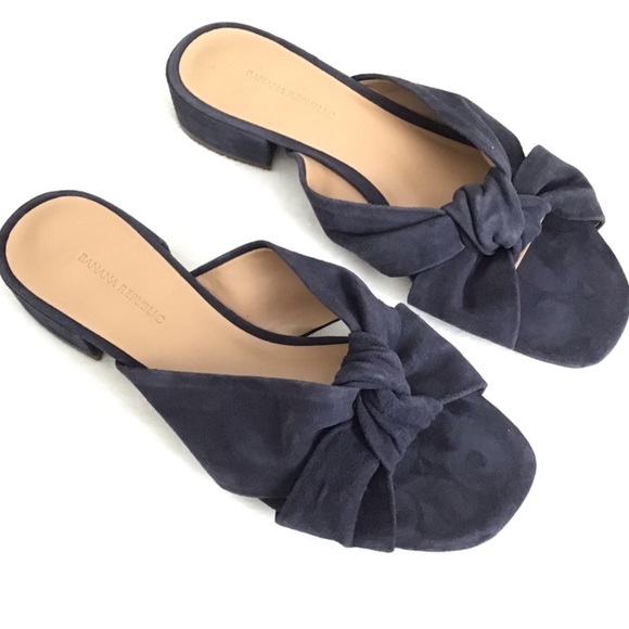 Banana Republic Suede Sandals NIB - Picture 3 of 10